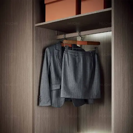 Skirt Hanger